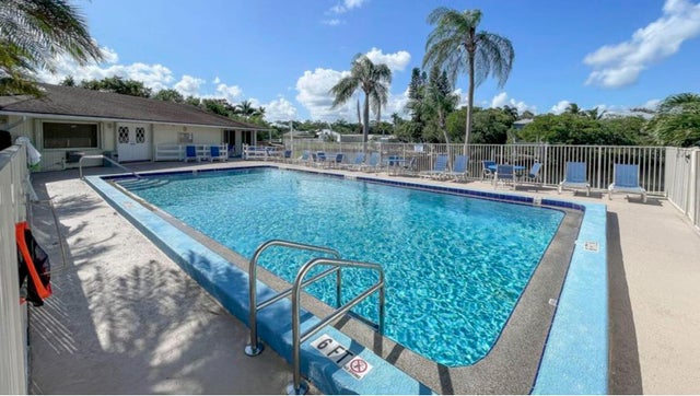 5 of 5 - 110 N Delaware Boulevard #19a, Jupiter, FL