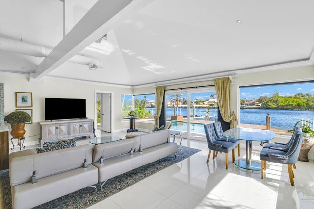 5 of 23 - 655 Castilla Lane, Boynton Beach, FL
