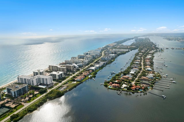 5 of 30 - 3450 S Ocean Boulevard #4050, Palm Beach, FL
