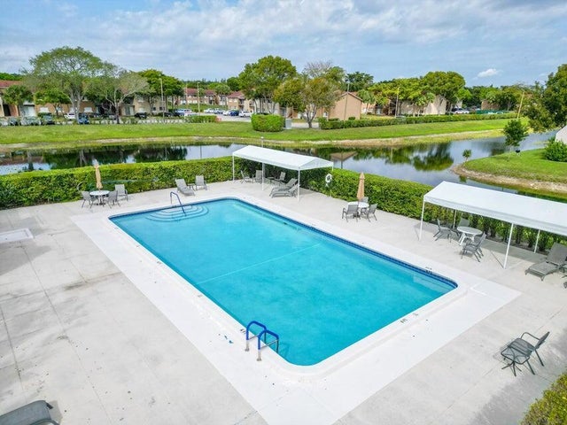 4 of 18 - 107 Lake Terry Drive, West Palm Beach, FL
