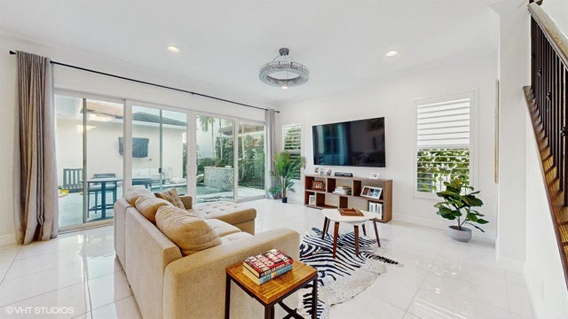 4 of 23 - 2098 Dickens Terrace, Palm Beach Gardens, FL