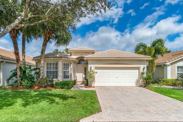 1 of 62 - 6711 Malta Dr, Boynton Beach, FL