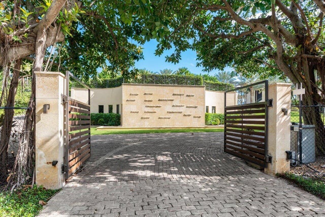 2 of 118 - 1370 S Ocean Blvd, Manalapan, FL