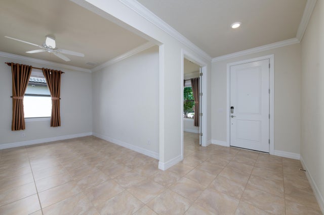 5 of 54 - 739 Se Villandry Way, Port Saint Lucie, FL