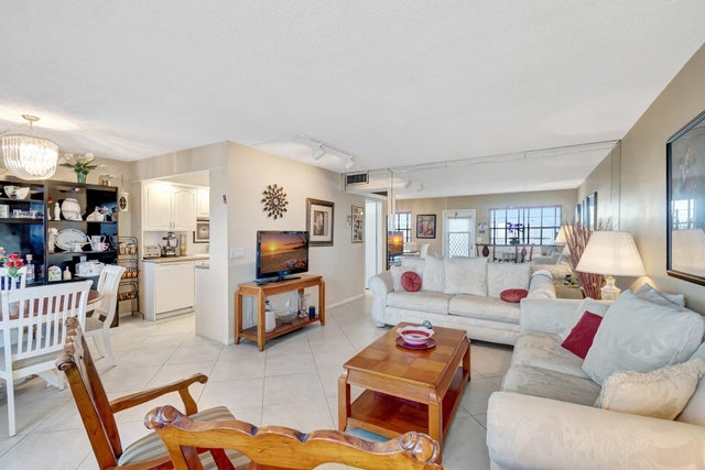 4042 Exeter C, Boca Raton