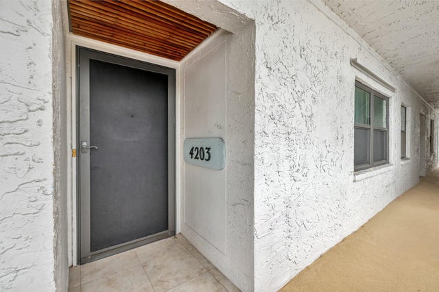 5 of 40 - 1950 Sw Palm City Road #4-203, Stuart, FL