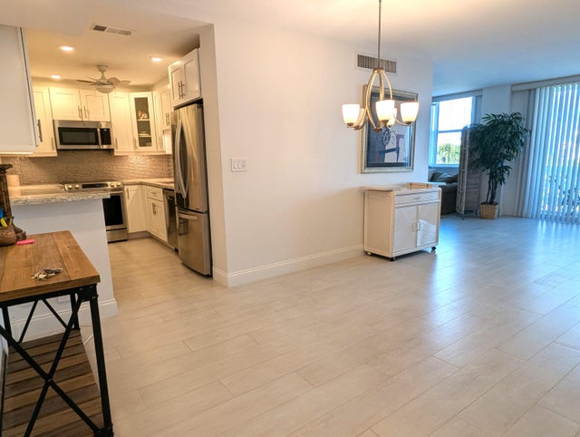 4 of 35 - 2840 S Ocean Blvd #5070, Palm Beach, FL