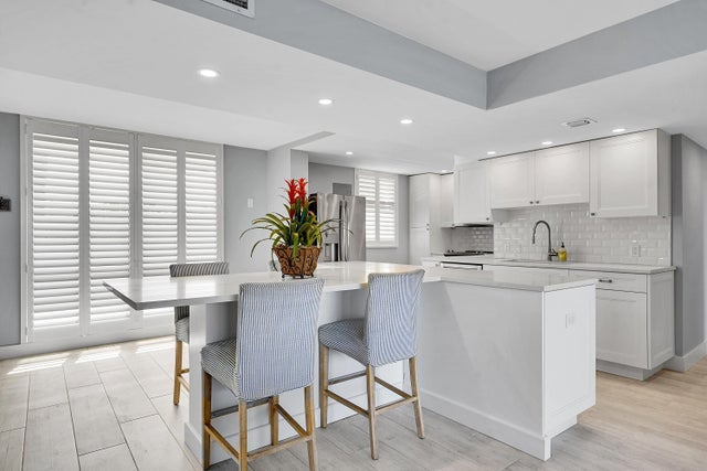 3 of 30 - 134 Lakeshore Drive #316, North Palm Beach, FL