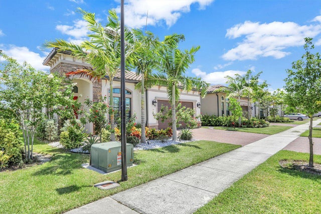 3 of 66 - 7575 Seacoast Drive, Parkland, FL