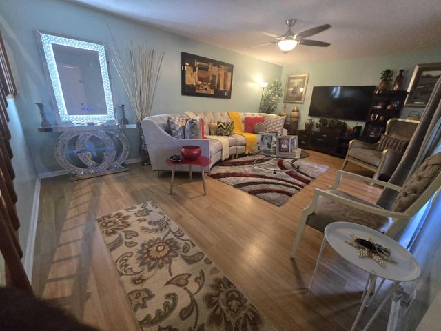 2 of 18 - 3960 August Dr, Lake Worth, FL