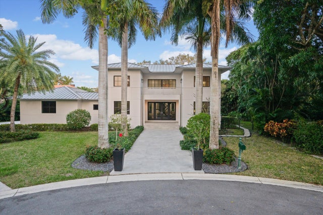 2 of 65 - 107 Abbie Ct, Sewalls Point, FL