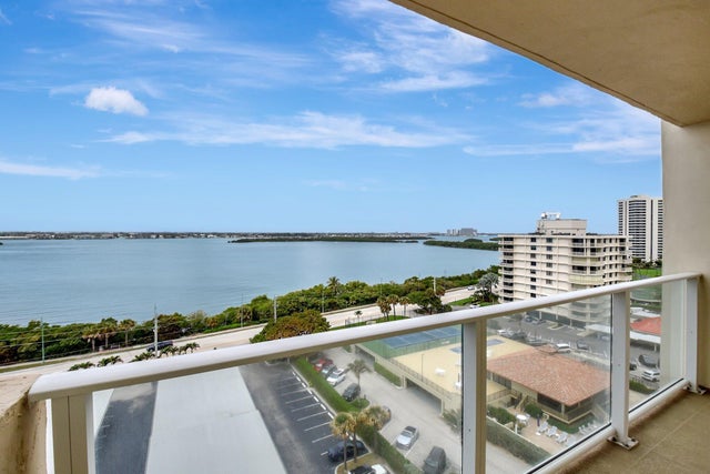 4 of 60 - 5440 N Ocean Drive #1002, Singer Island, FL