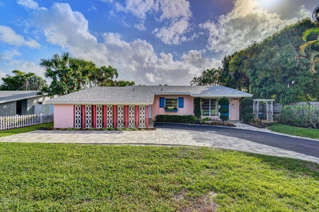 1 of 37 - 10 Ne 22nd St, Delray Beach, FL
