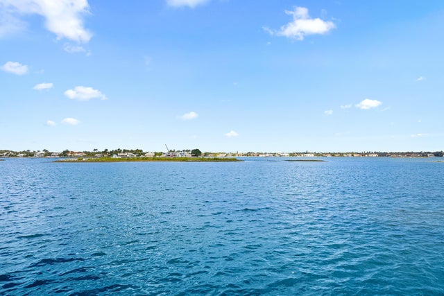 3 of 49 - 2745 S Flagler Drive, West Palm Beach, FL
