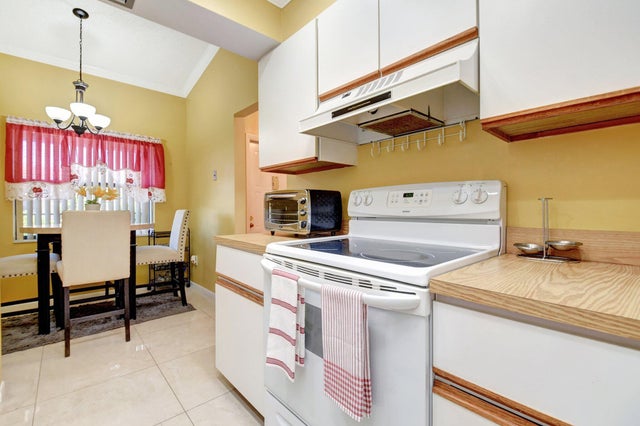 3 of 52 - 7843 Willow Spring Dr #623, Lake Worth, FL
