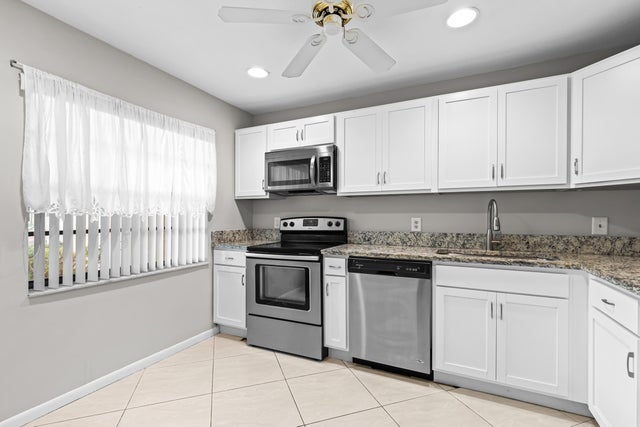 9270 Vista Del Lago #e27, Boca Raton