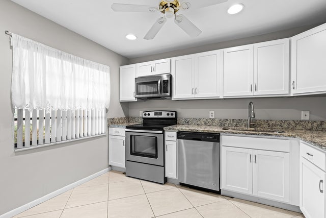 3 of 21 - 9270 Vista Del Lago #e27, Boca Raton, FL