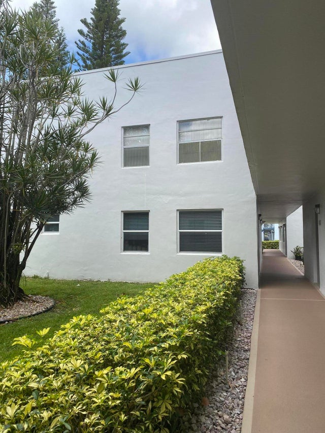 5 of 33 - 148 Normandy D Lane #d, Delray Beach, FL