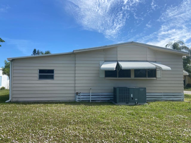 4 of 35 - 1 Toreador, Port Saint Lucie, FL