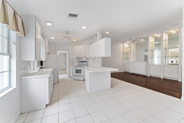 5 of 14 - 1607 Sw Shady Lake Terrace, Palm City, FL