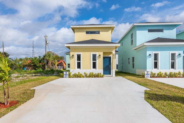 1 of 23 - 411 Nw 12th Avenue, Boynton Beach, FL