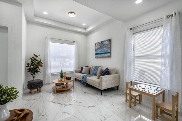 5 of 23 - 411 Nw 12th Avenue, Boynton Beach, FL