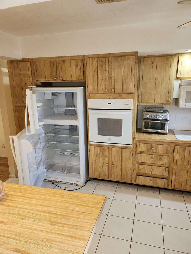 4 of 10 - 2638 Gately Drive E #131, West Palm Beach, FL