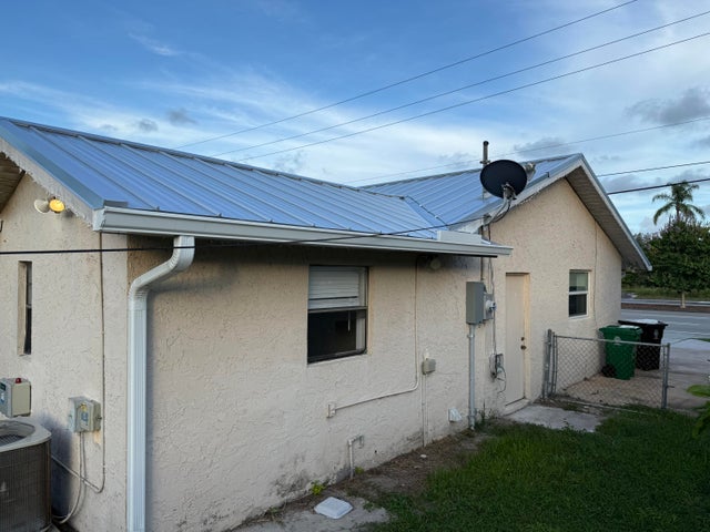 4 of 8 - 611 Sw Port St Lucie Boulevard S, Port Saint Lucie, FL