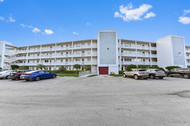 1 of 60 - 1024 Ellesmere B, Deerfield Beach, FL