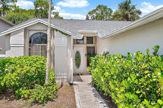 3 of 29 - 2775 Foxhall Drive W, West Palm Beach, FL