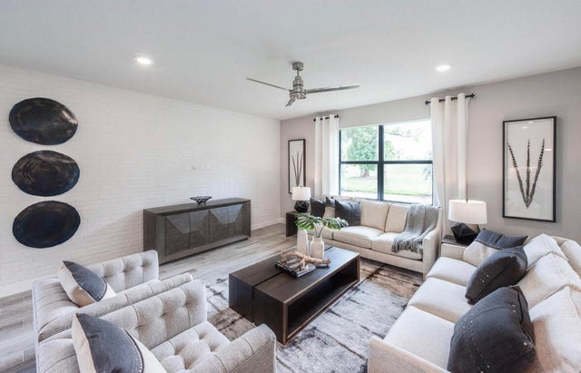 4 of 11 - 7900 Nw 79 Ter Terrace, Tamarac, FL