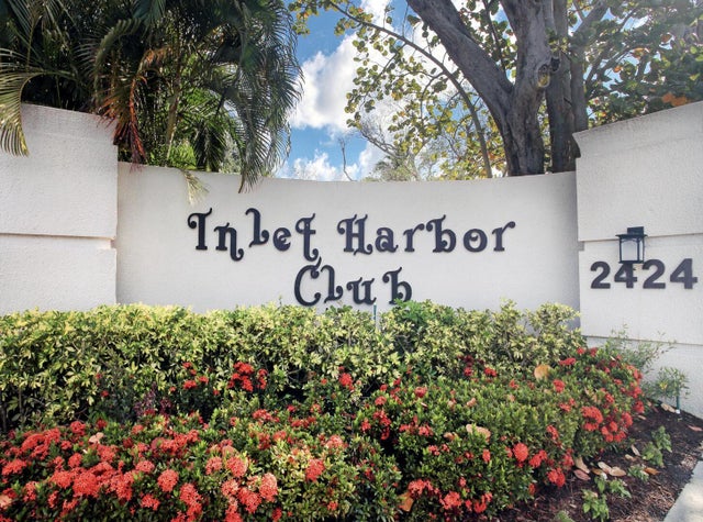 2 of 40 - 2424 N Federal Highway #207, Boynton Beach, FL