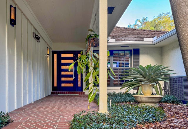 2 of 35 - 11373 Twelve Oaks Way E, North Palm Beach, FL