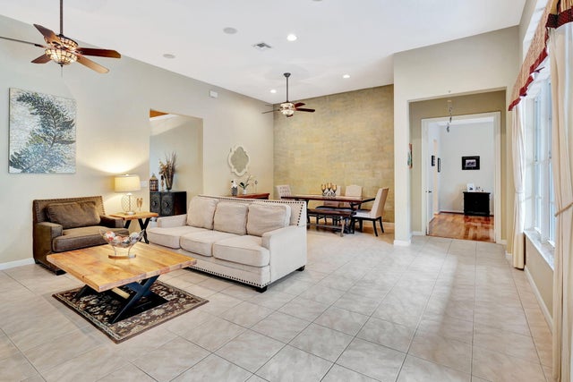 5 of 34 - 132 Via Castilla, Jupiter, FL