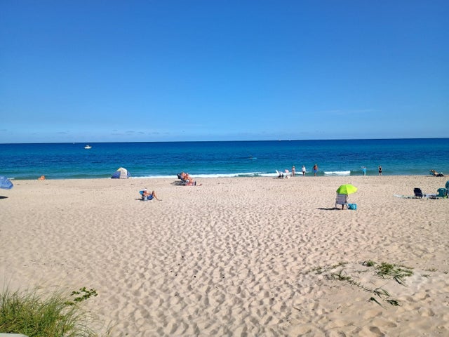 3 of 26 - 5505 N Ocean Boulevard #6-206, Ocean Ridge, FL