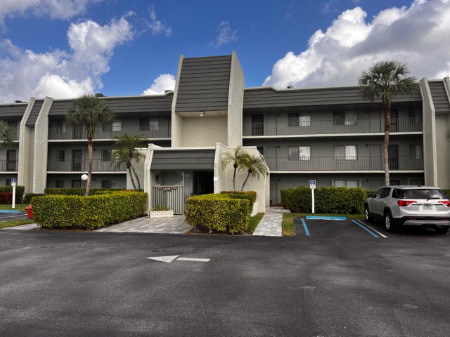 2 of 28 - 4070 Tivoli Court #202, Lake Worth, FL