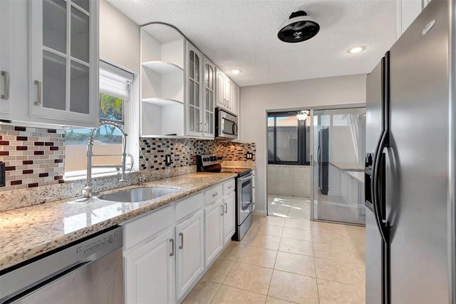 4 of 17 - 8761 Echo Lane, Boca Raton, FL
