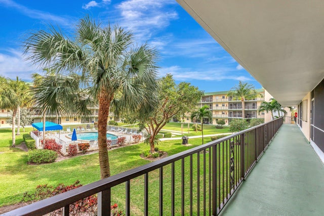 1 of 36 - 806 Se 7th Street #201, Deerfield Beach, FL
