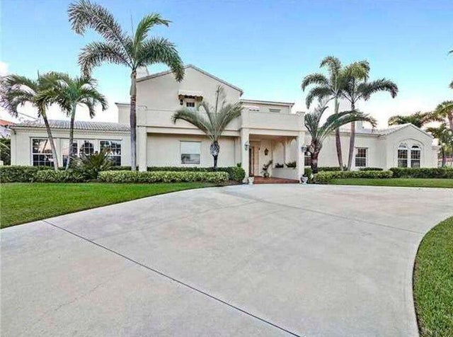 2 of 34 - 2507 S Indian River Dr, Fort Pierce, FL
