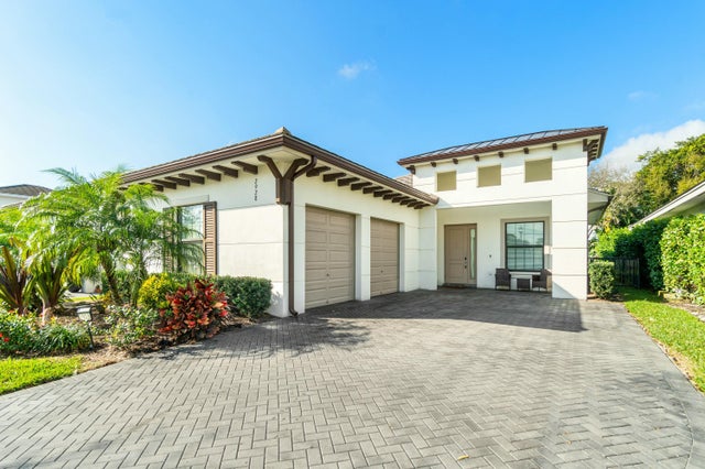 1 of 32 - 2928 Gin Berry Way, West Palm Beach, FL