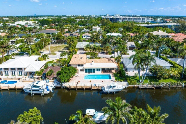 2 of 41 - 946 Eve Street, Delray Beach, FL