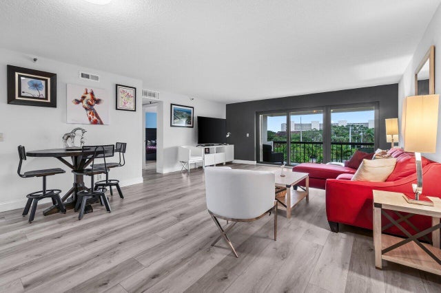 3 of 42 - 300 Golfview Road #402, North Palm Beach, FL