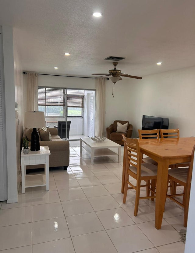 4 of 33 - 2894 Crosley Drive E #d, West Palm Beach, FL