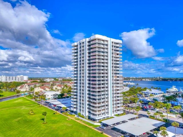 3 of 62 - 123 Lakeshore Drive #745, North Palm Beach, FL