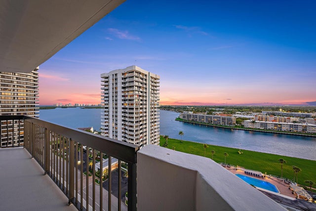 3 of 38 - 108 Lakeshore Drive #1641, North Palm Beach, FL