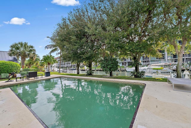 5 of 61 - 126 Anchorage Dr S, North Palm Beach, FL