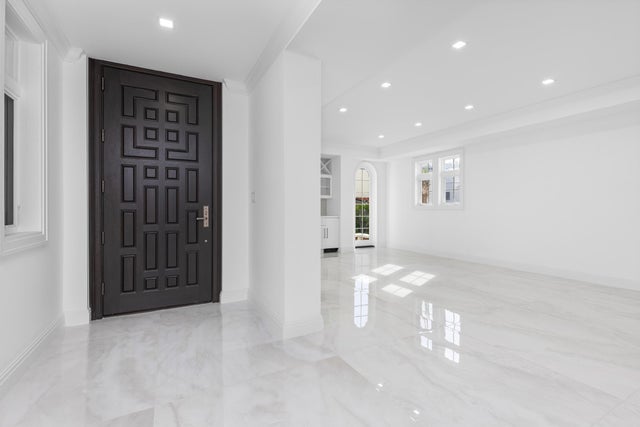 3 of 27 - 259 Oleander Avenue, Palm Beach, FL