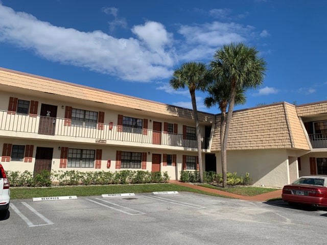 1 of 17 - 4683 Oak Terrace Drive, Greenacres, FL