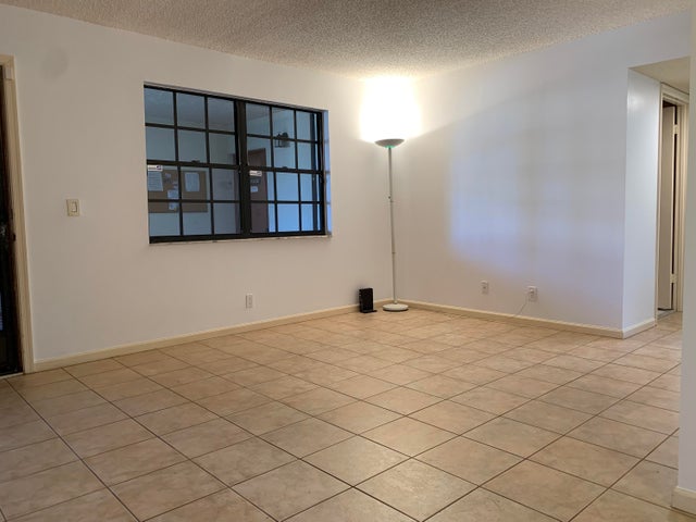 4 of 17 - 4683 Oak Terrace Drive, Greenacres, FL