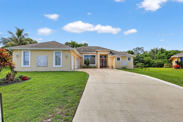 1 of 70 - 219 Se Sims Circle, Port Saint Lucie, FL